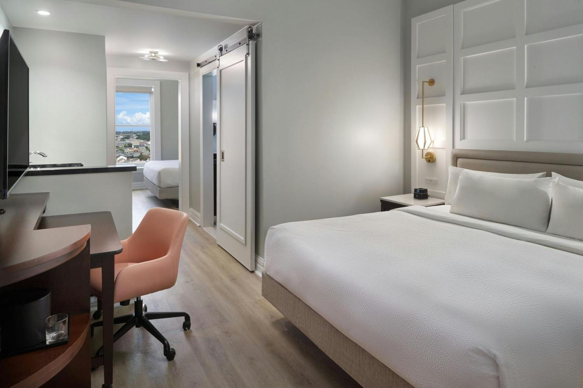 Courtyard By Marriott New Orleans French Quarter/Iberville Bagian luar foto