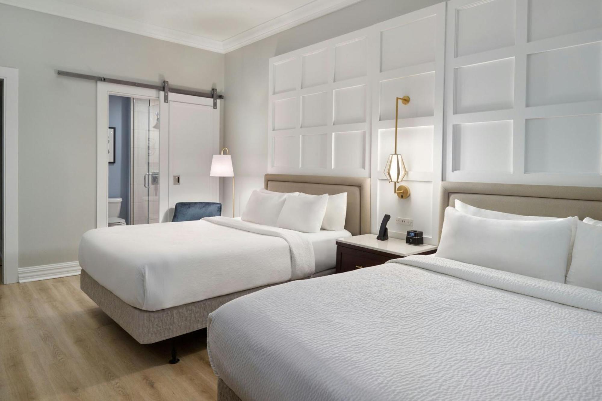 Courtyard By Marriott New Orleans French Quarter/Iberville Bagian luar foto